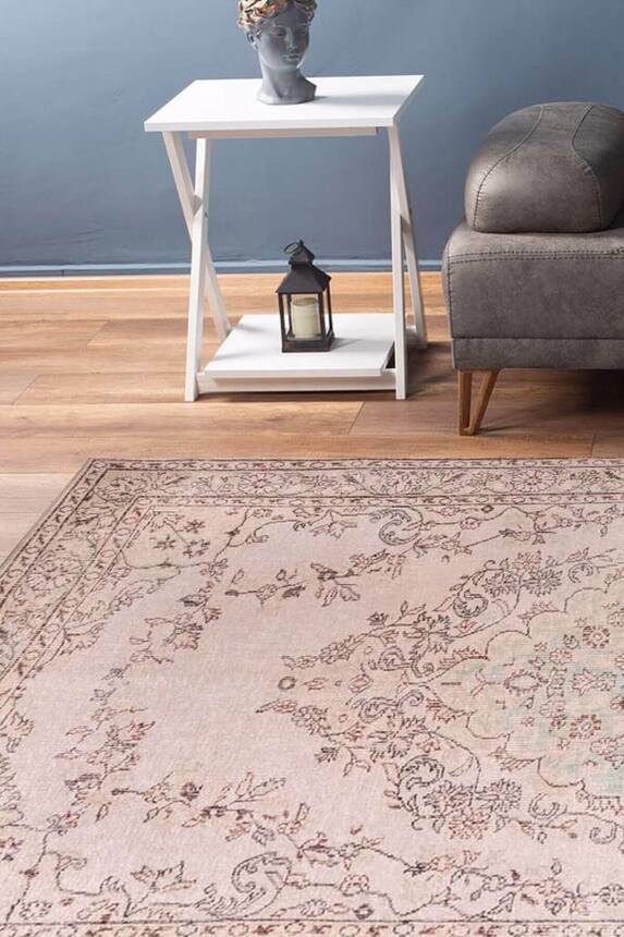 Woven Base Decorative Beige Carpet With Aging Pattern