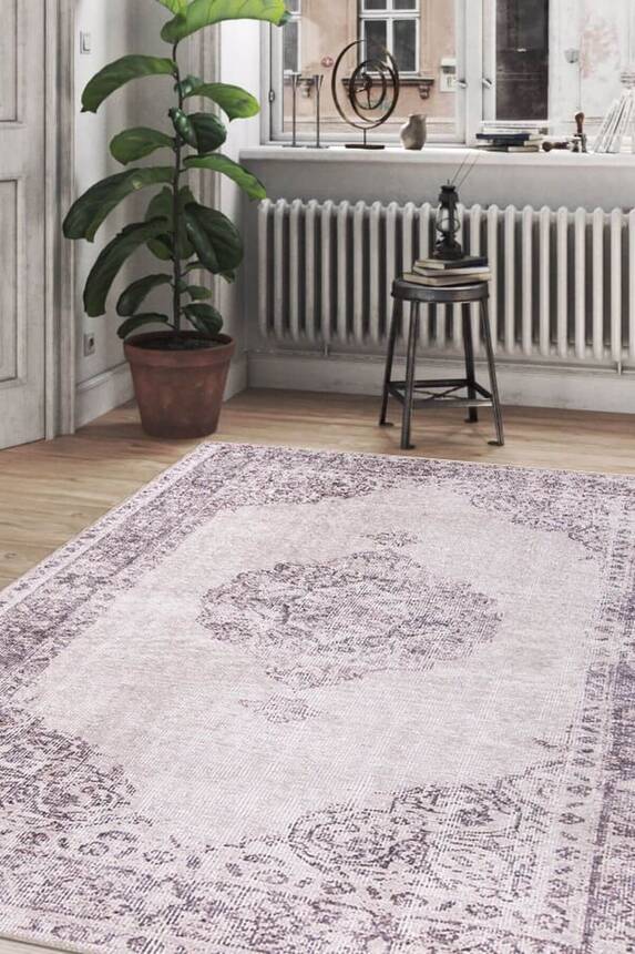 Woven Base Decorative Carpet With Aging Pattern