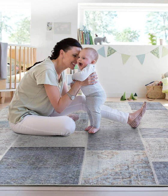 Woven Base Decorative Grey Carpet With Patchwork Pattern