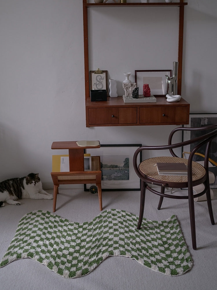 Tufted Checkered And Irregular Shaped Rug