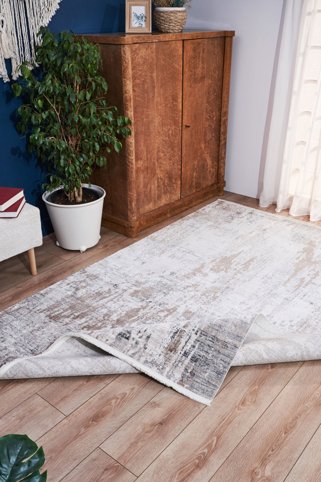 Cream Grey Abstract Rug